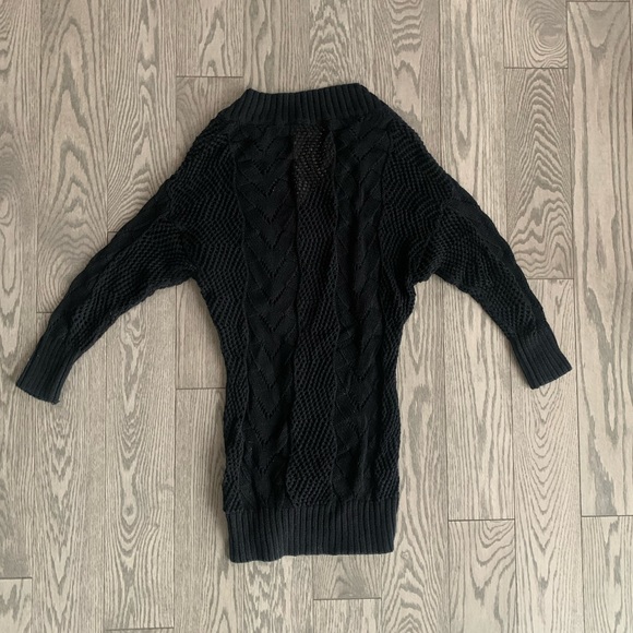 GUESS Top💞 - Picture 2 of 4